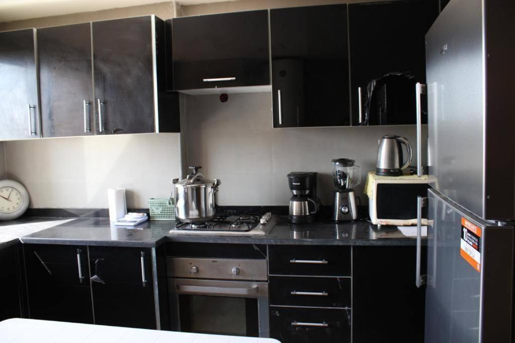 Appt 22 Bloc G- Hicherraton Plage Residence Bella Vista, Bouznika Bay Skhirate Exteriör bild