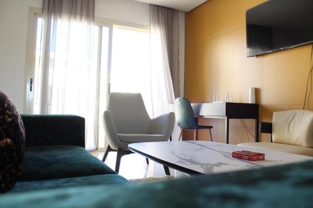 Appt 22 Bloc G- Hicherraton Plage Residence Bella Vista, Bouznika Bay Skhirate Exteriör bild