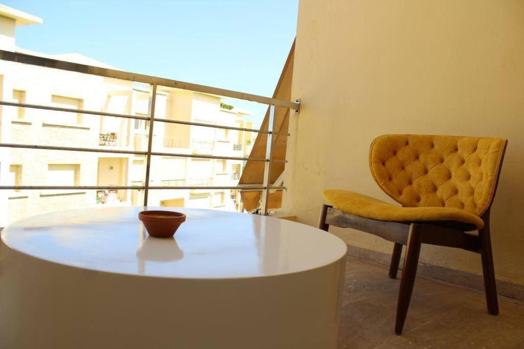 Appt 22 Bloc G- Hicherraton Plage Residence Bella Vista, Bouznika Bay Skhirate Exteriör bild