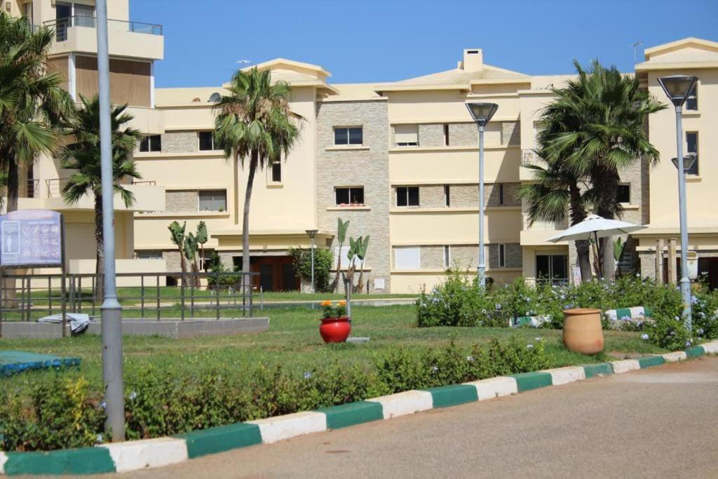 Appt 22 Bloc G- Hicherraton Plage Residence Bella Vista, Bouznika Bay Skhirate Exteriör bild