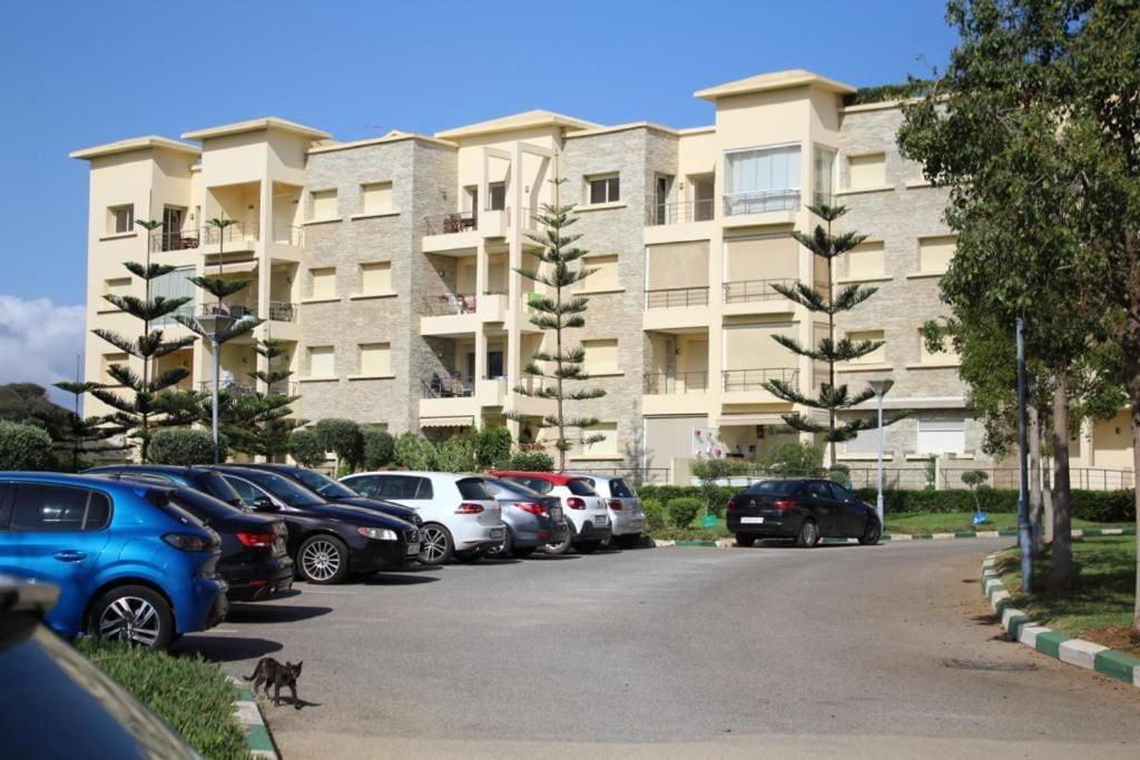 Appt 22 Bloc G- Hicherraton Plage Residence Bella Vista, Bouznika Bay Skhirate Exteriör bild